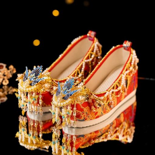 Antique - style Chinese Hanfu Female Wedding Shoes - Image 2